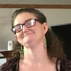 Meet your Posher, Staci